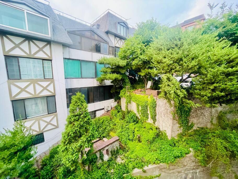 The Biggest Three Bedroom In Hongdae, Sinchon, Yonsei Seoul Exterior photo